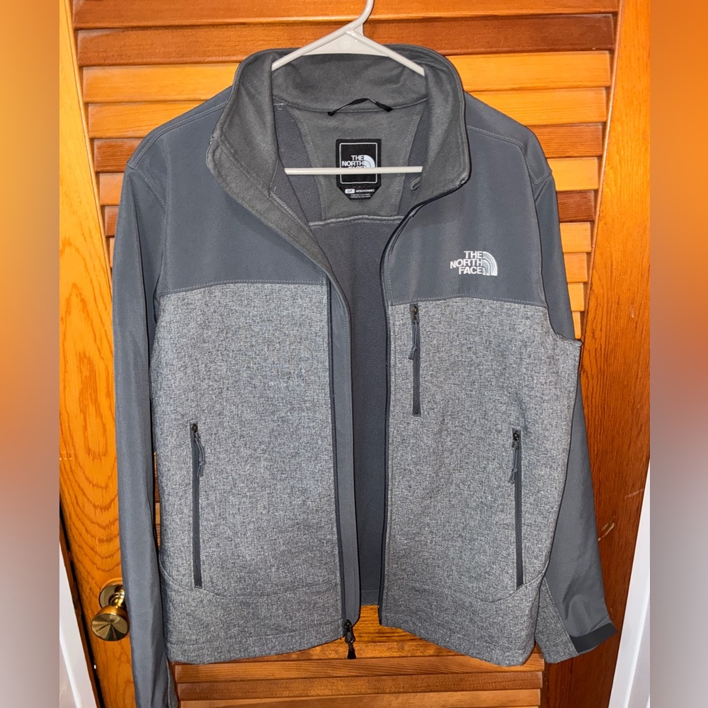 The North Face Mens Apex Bionic 2 Soft-Shell Jacket Grey - size small